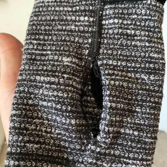 Lululemon Long Sleeve Top - Picture 5 of 6